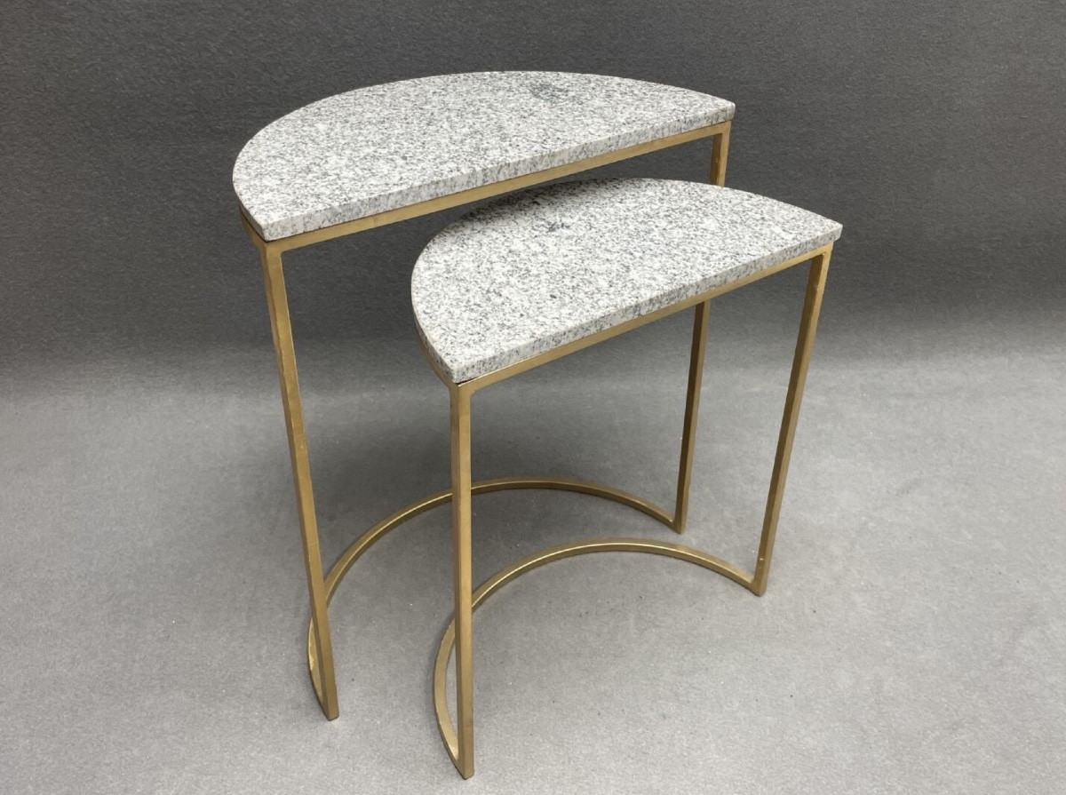 20th Century: Pair Of Side Tables 