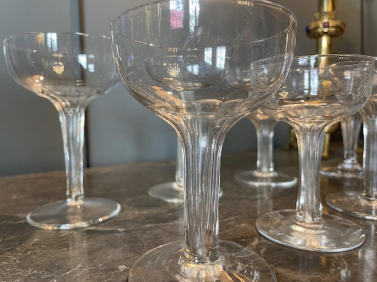 XXème siècle : huit coupes à champagne dites « champenoises »