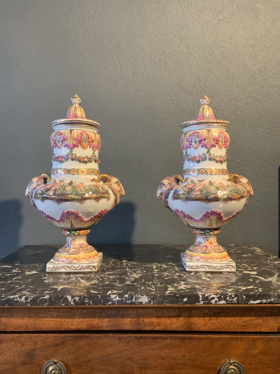 20th Century: Pair Of Capodimonte Vases-photo-2