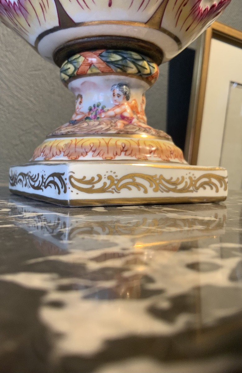20th Century: Pair Of Capodimonte Vases-photo-3