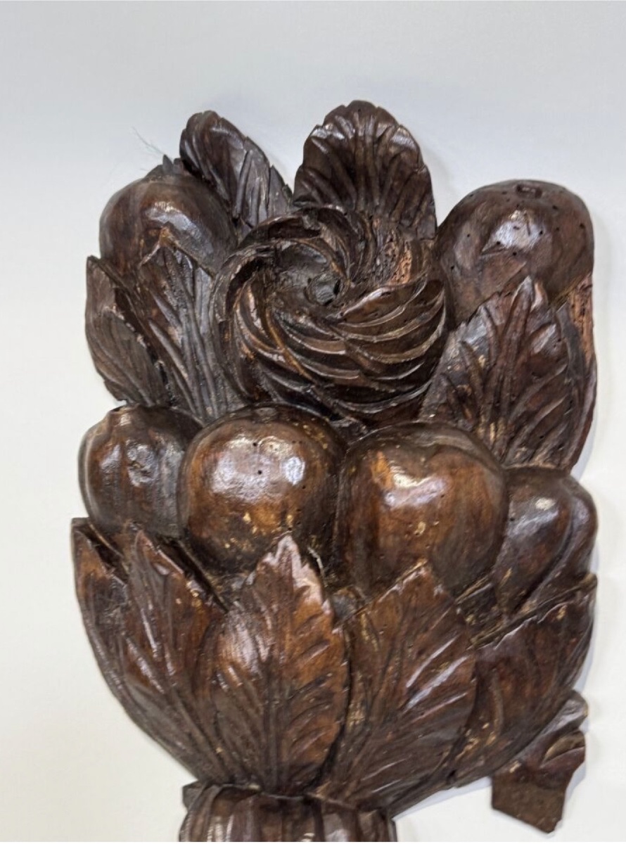18th Century: Wooden Ornamental Element-photo-1