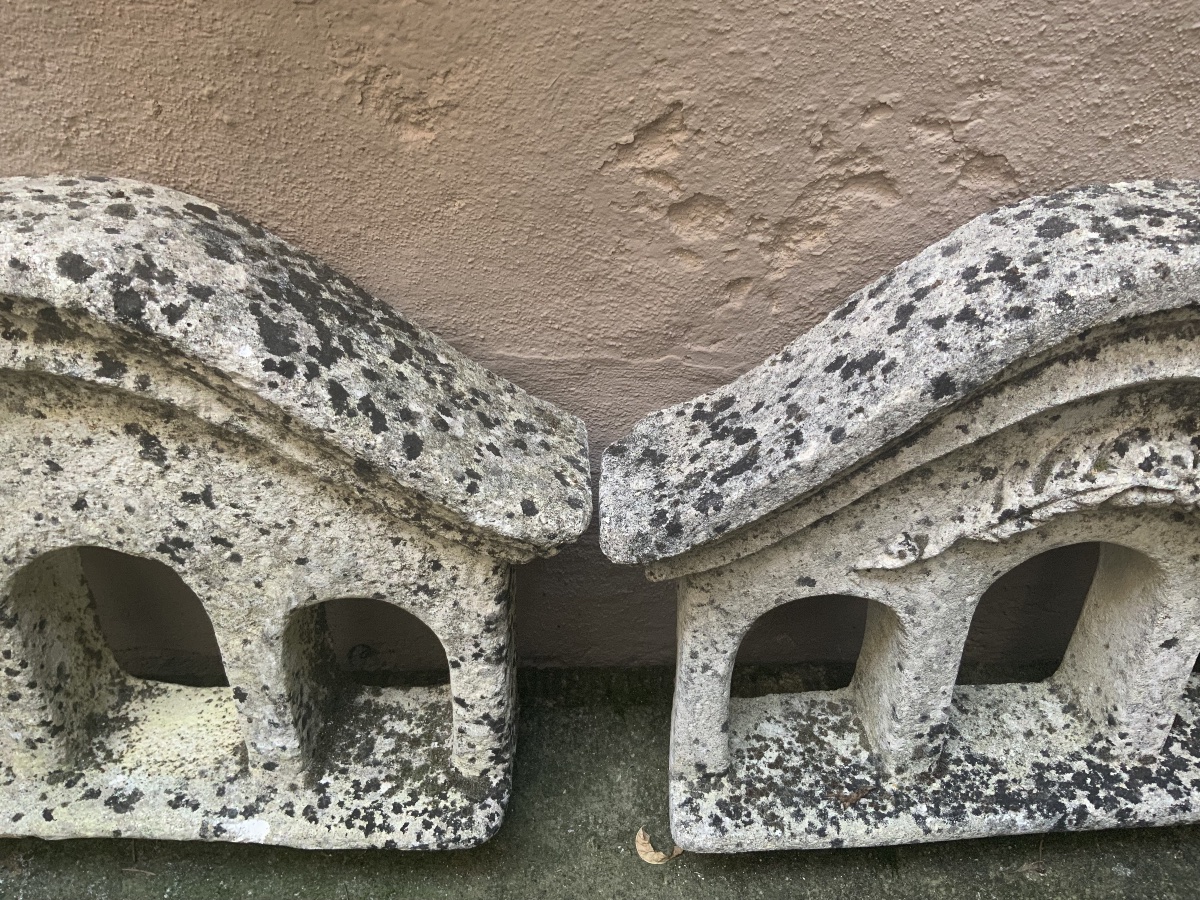 XXeme siècle : une paire de pigeonniers-photo-1