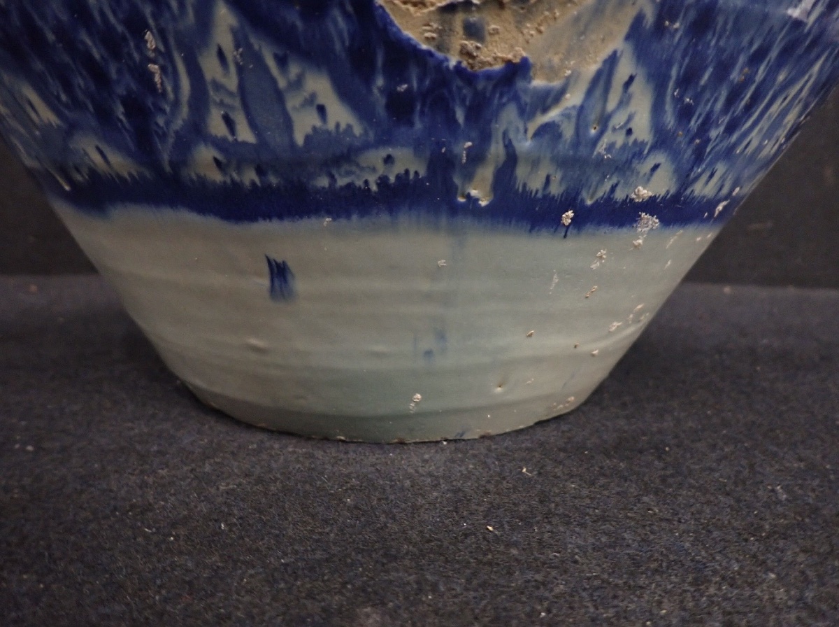 20th Century: Moroccan Glazed Vase -photo-5