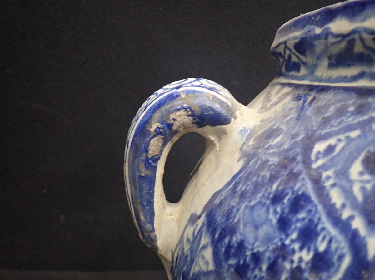 20th Century: Moroccan Glazed Vase -photo-6