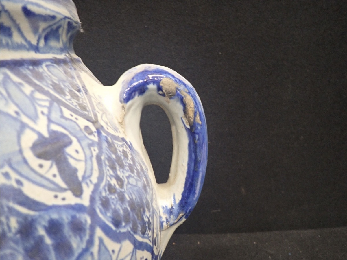 20th Century: Moroccan Glazed Vase -photo-7