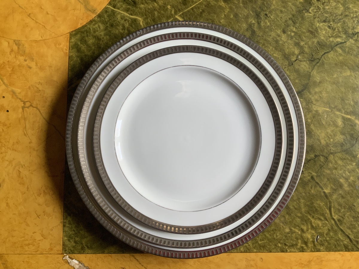 20th Century: Bernardaud Dinner Service For Christofle 