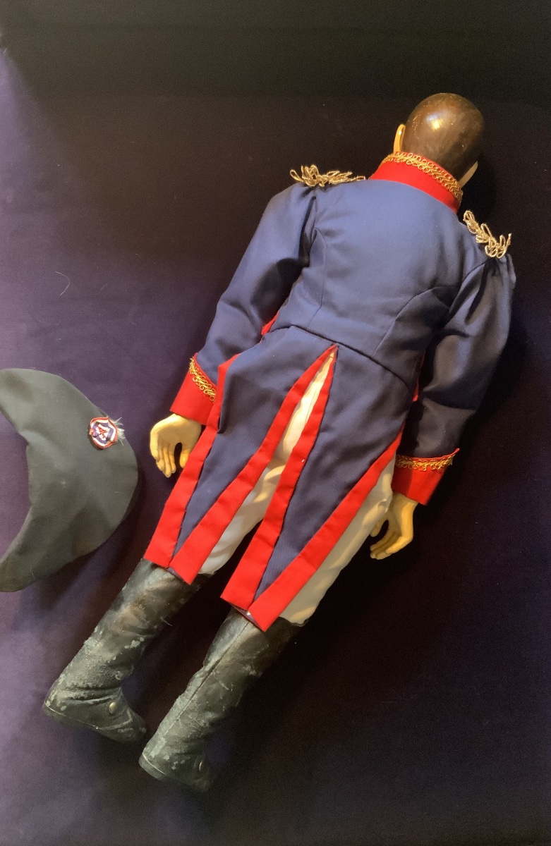 20th Century: A Doll Depicting Napoleon -photo-3