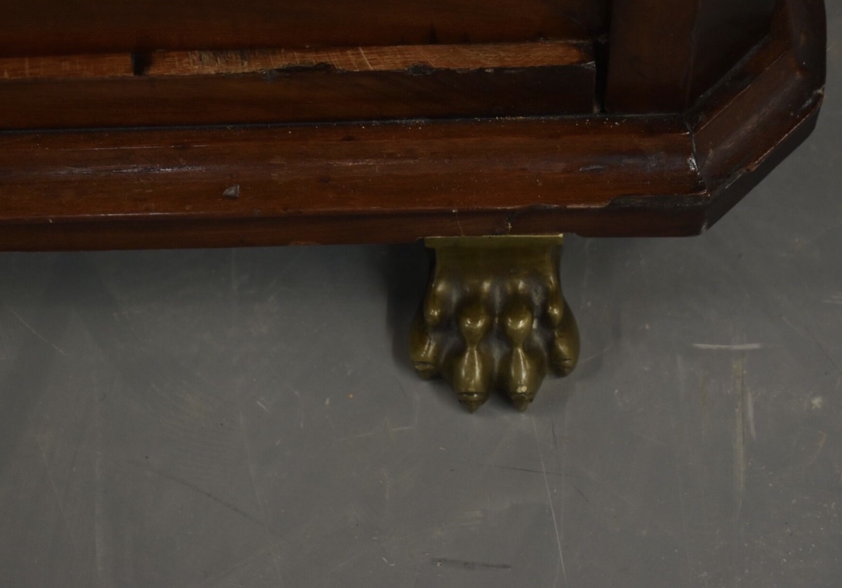 19th Century: Display Case And Bookcase -photo-3