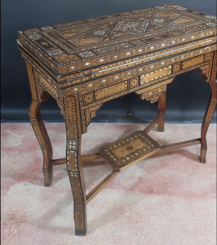 19th Century: A Syrian Game Table-photo-4