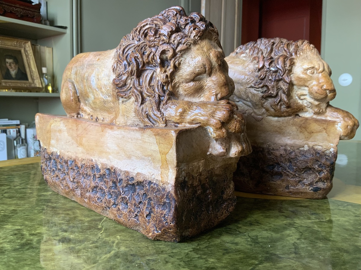 Une paire de lions de Canova -photo-4