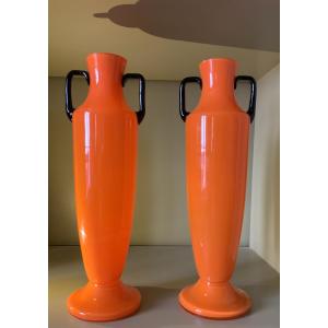 Vers 1920-1930 : paire de vases attribués à Michael POWOLNY