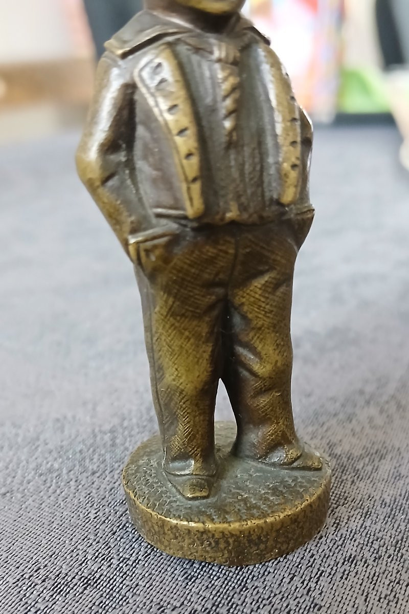 Joli petit bronze XIX ème - enfant breton-photo-4