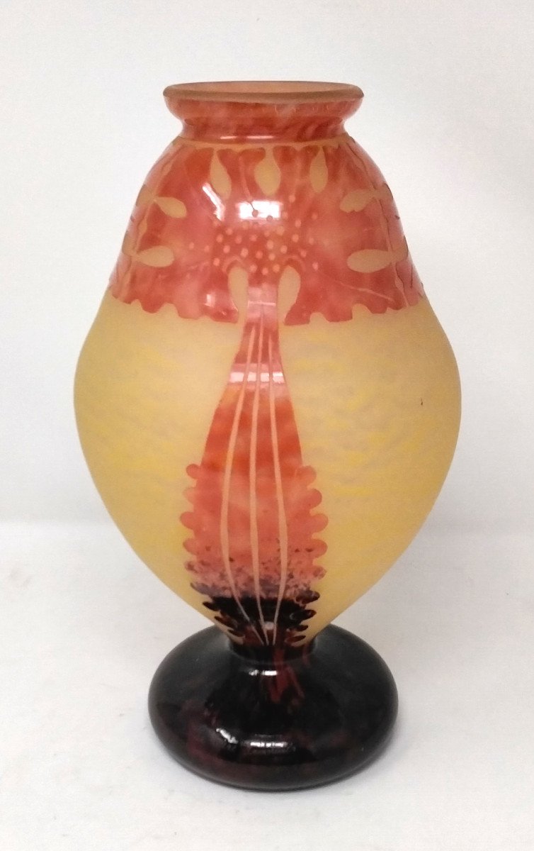Art Deco Vase The French Glass Decor Amarantes Charles Schneider