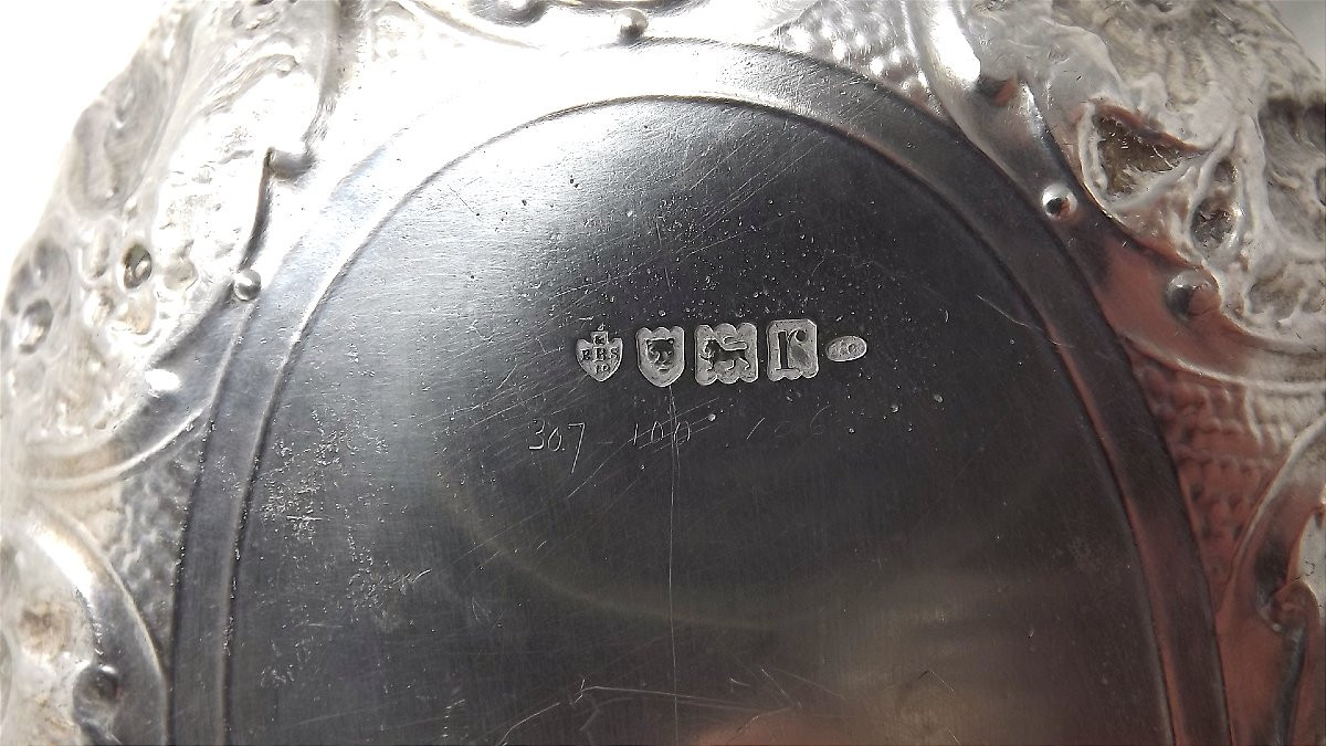 Corbeille en argent anglais décor de pampres, fleurs et fruits EDOUARD BARNARD & SONS-photo-3