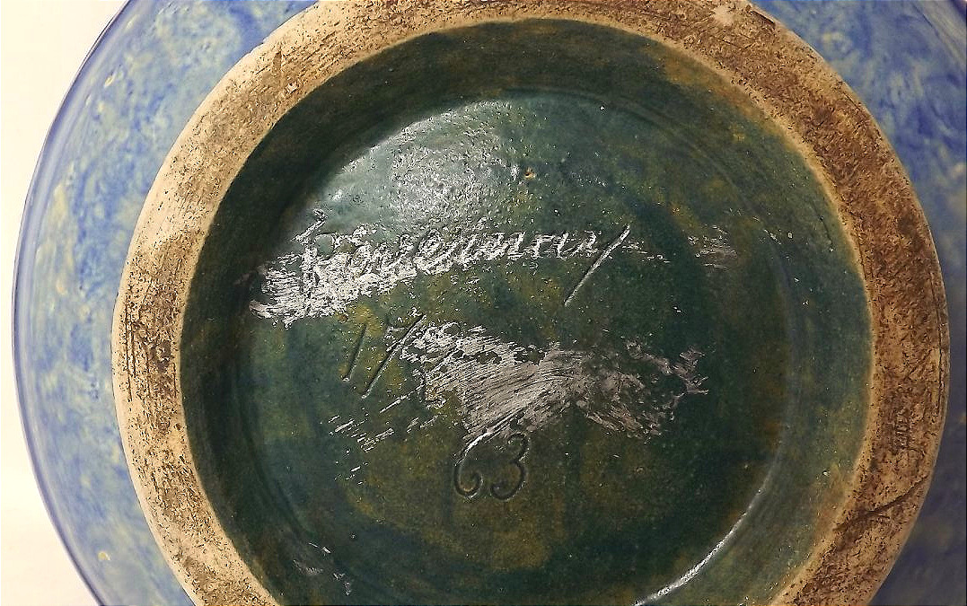 Art Deco Fruit Bowl Featuring The Pope's Coins, Made Of Revernay Ceramic-photo-4