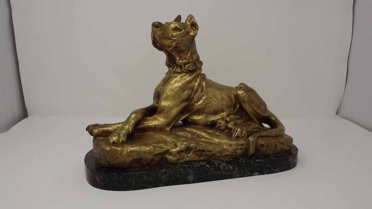 Dogue Couché Bronze Doré De Thomas Cartier (1879-1943)