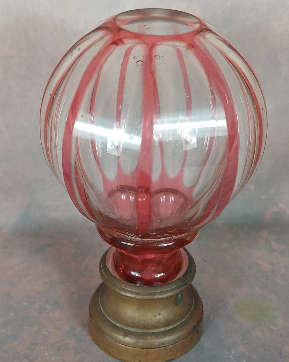 Baccarat Crystal Staircase Ball With Red Border 