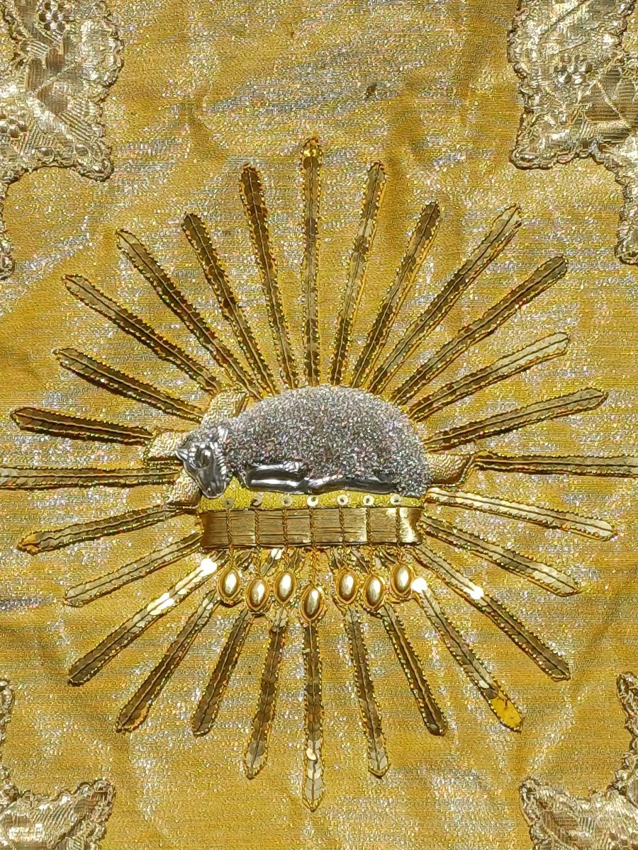 Gold Cloth Chasuble Paschal Lamb-photo-2