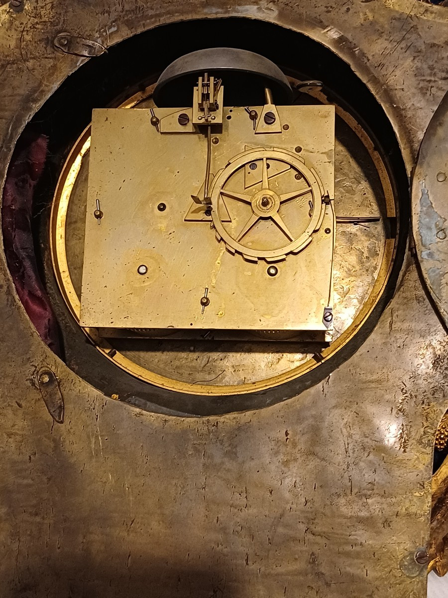 Gilt Bronze Cartel Clock By Delafosse And Thiery, Late 18th Century, Depicting The Nemean Lion-photo-1