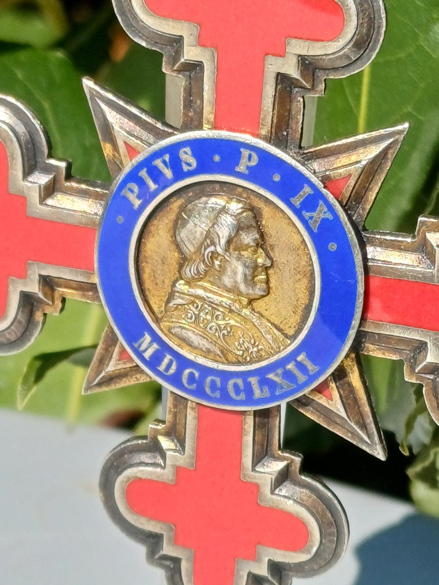 Croix de Chapitres Chanoine d'Angers décoration médaille-photo-2