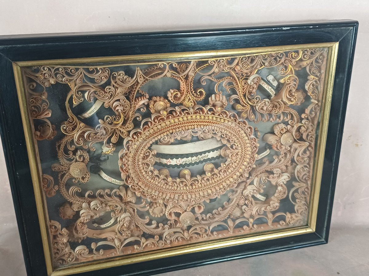 Reliquary With Rolled Paper 18th Century St. Constantienne Martyr Saint-photo-4