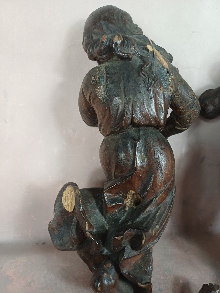 Paire d'anges en bois sculpté putti-photo-1