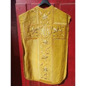 Chasuble drap d'or et broderies or XIXème siècle