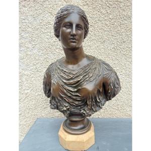Bronze With A Patina, Venus, Cast In Barbédienne