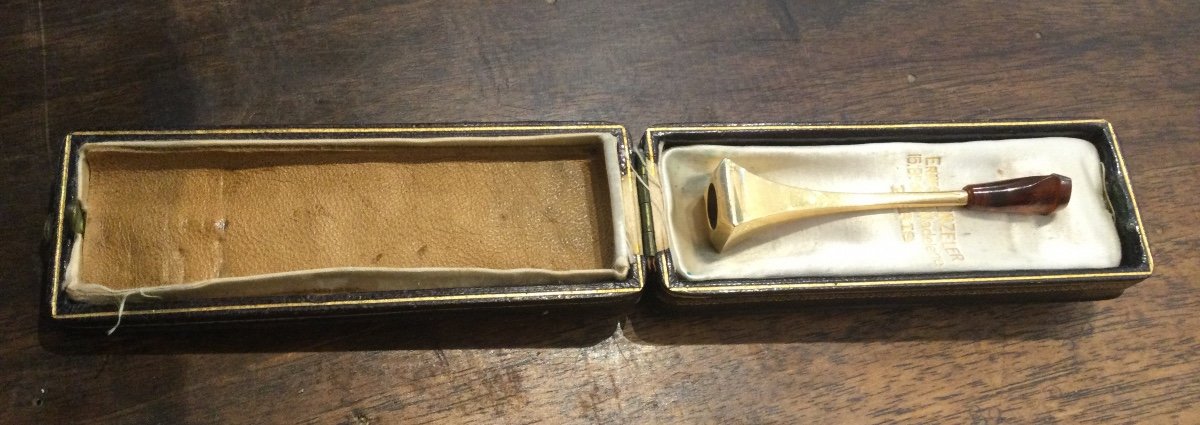 An Art Deco Period Seal In Its Case