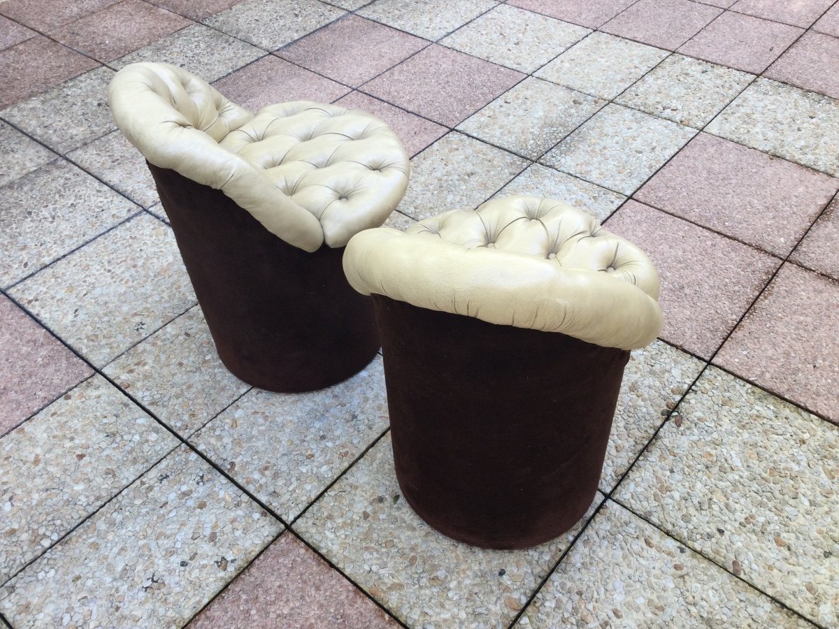 Paire  De Petits  Poufs  à Dossier Bas.-photo-3