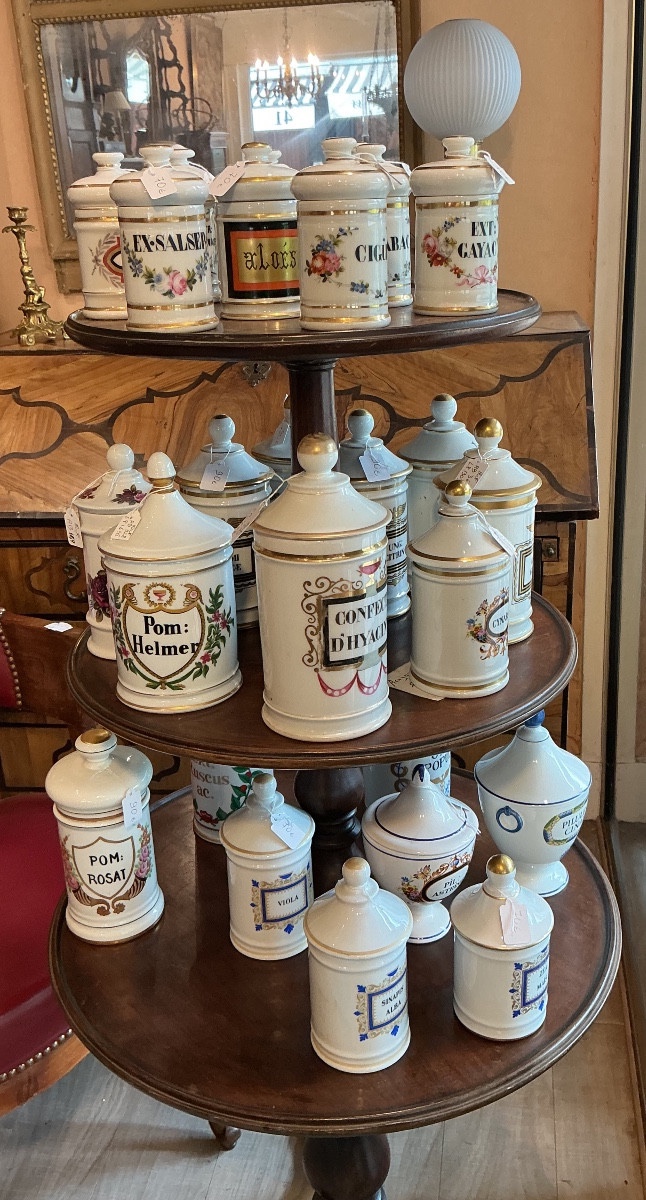 Nouvelle Collection de POTS À PHARMACIE ANCIENS en Porcelaine et Verre. -photo-4
