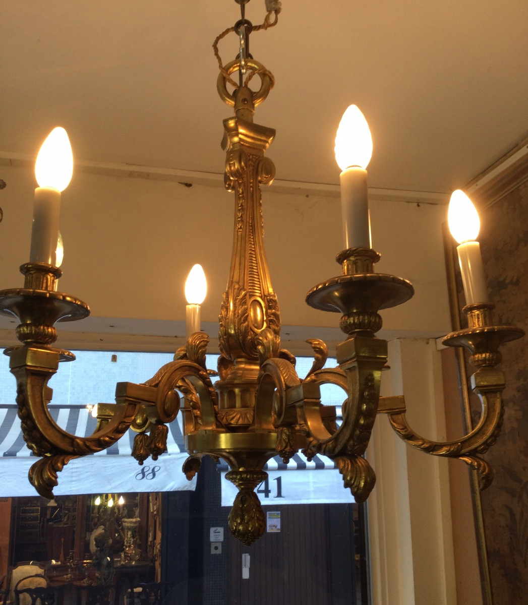 A Large Louis XVI Style Gilt Bronze Chandelier-photo-3