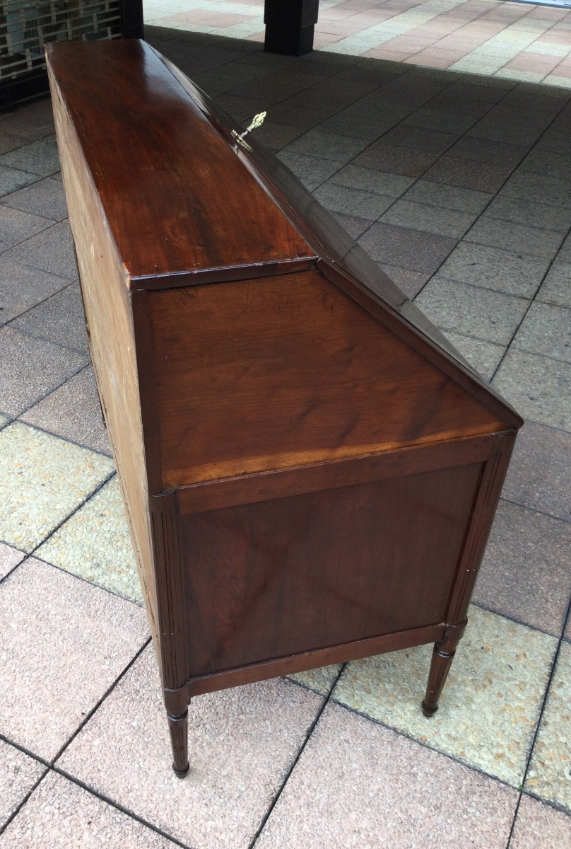 A Louis XVI Mahogany Sloping Desk. -photo-3