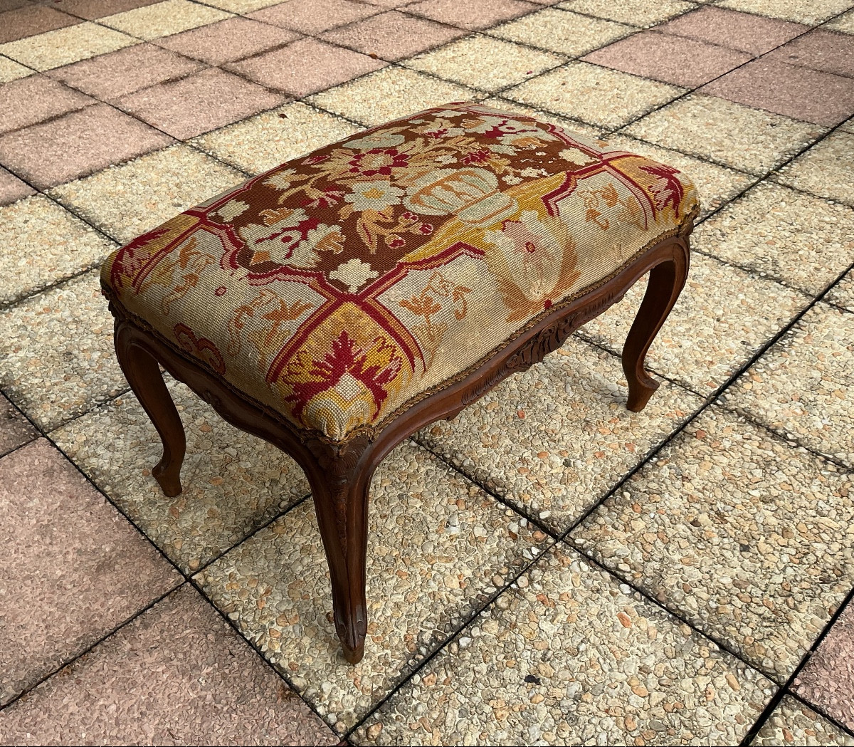 A Large Louis XV Style Stool-photo-2