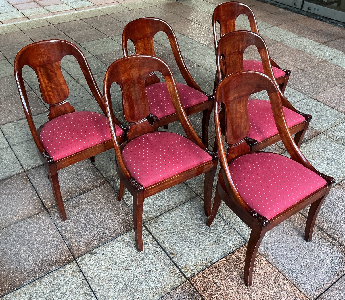 Six chaises '' gondole''en acajou.-photo-3