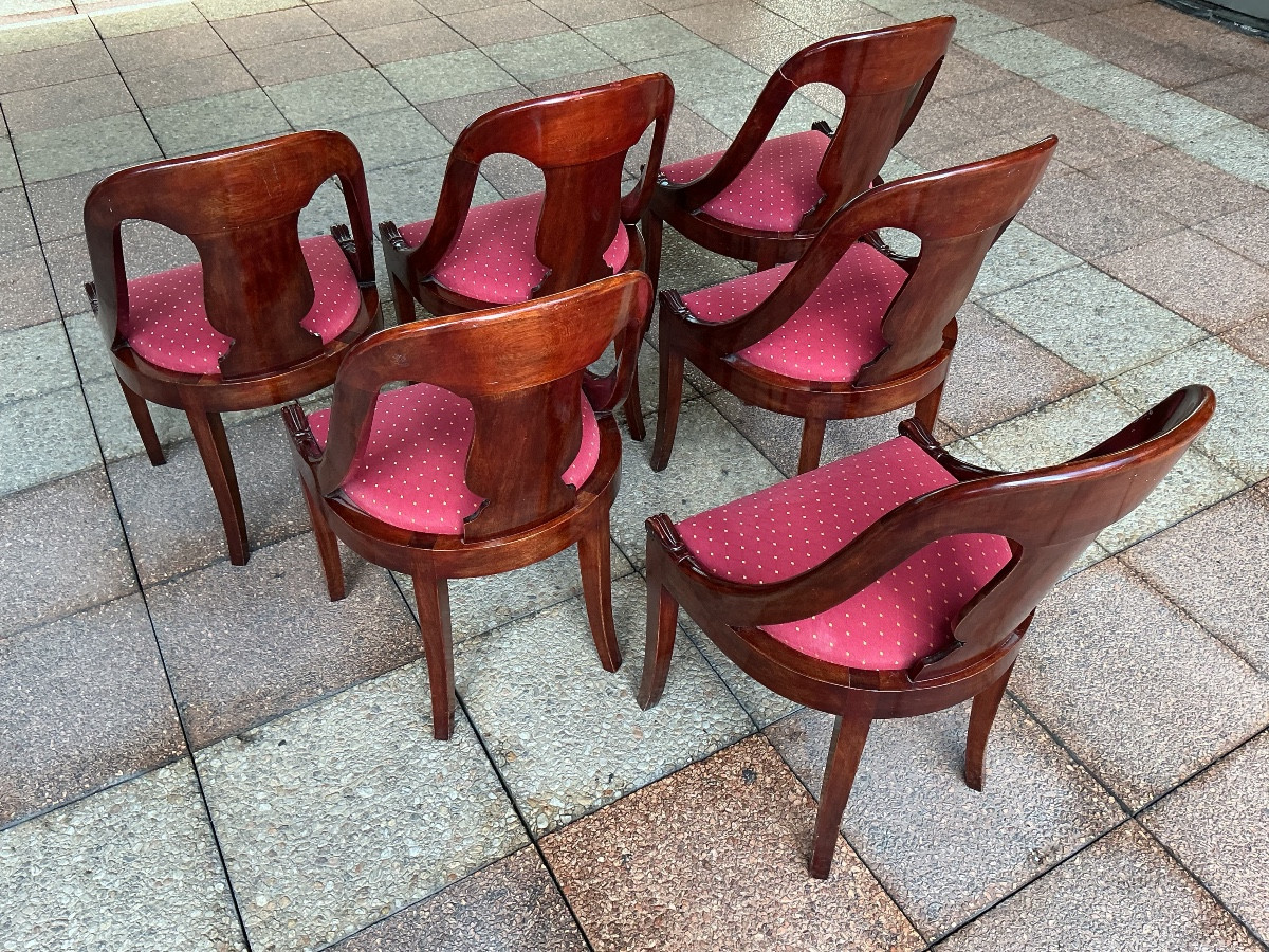 Six chaises '' gondole''en acajou.-photo-3