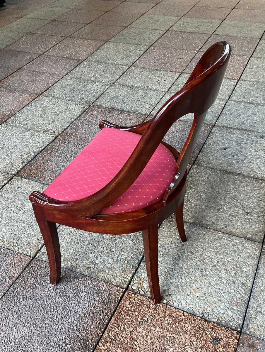 Six chaises '' gondole''en acajou.-photo-8