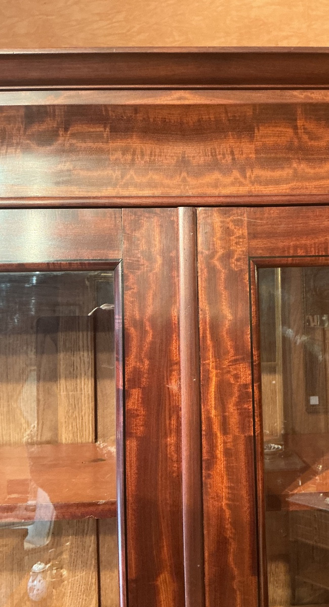 Une bibliothèque  en acajou.-photo-2