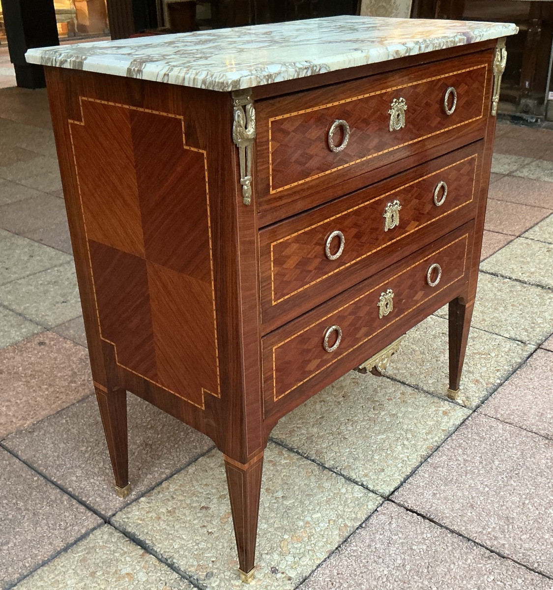 A Small Chest Of Drawers, Louis XVI-photo-3