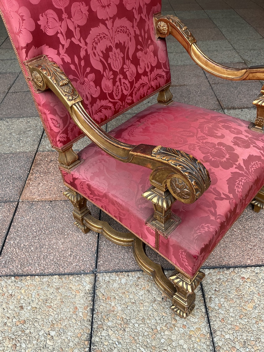 A Large Louis XIV Armchair In Gilded Wood-photo-7