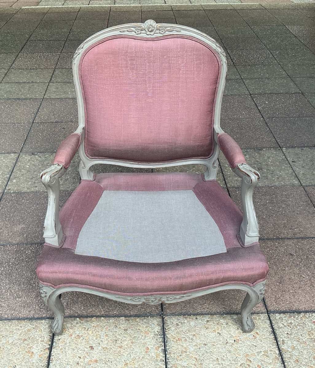 A Large Louis XV Armchair In Painted Wood.-photo-3