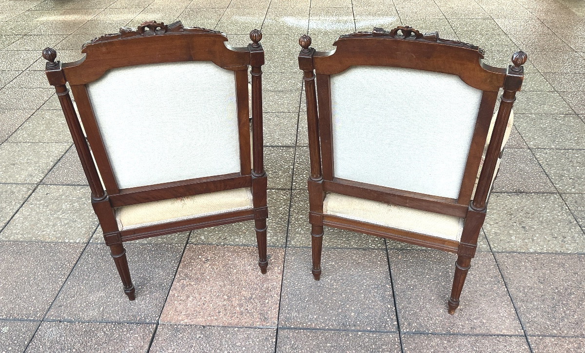 Une paire de fauteuils Louis XVI-photo-2