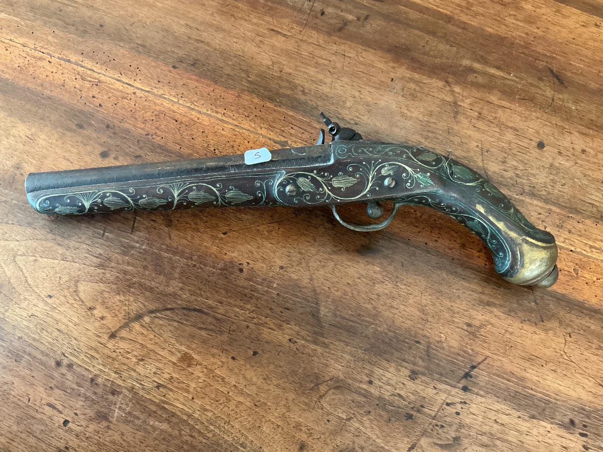 A Collection Of Decorative Pistols.-photo-4