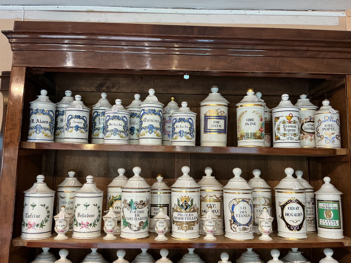 New Collection Of Antique Medicine Jars (ii)-photo-4