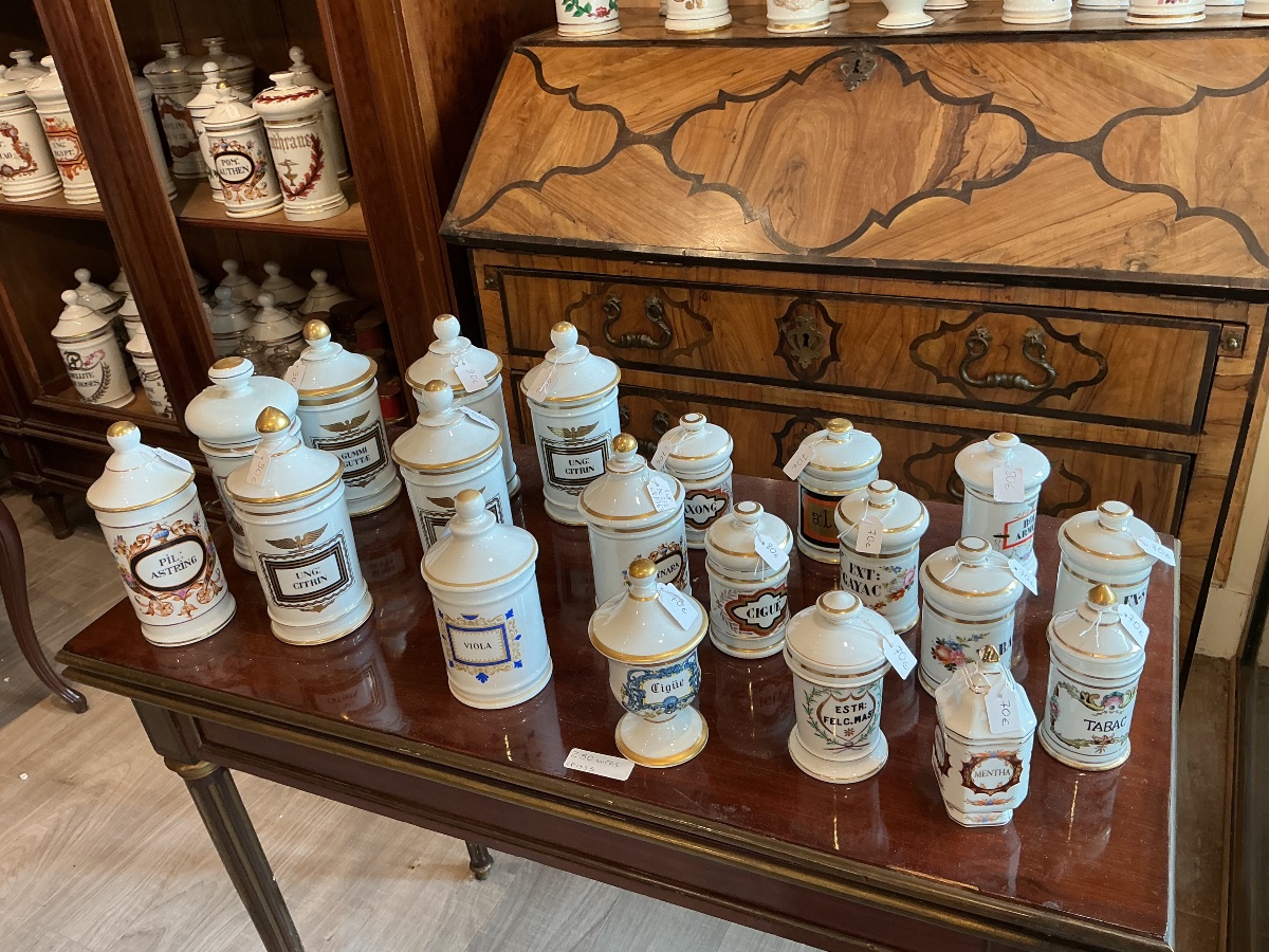 New Collection Of Antique Medicine Jars (ii)-photo-2