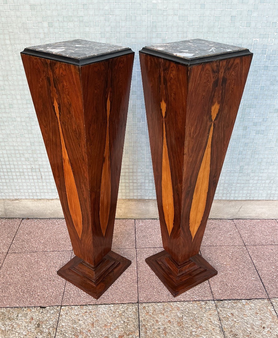 Une paire de colonnes, sellettes ou piédestaux d'époque, Art Déco. -photo-2