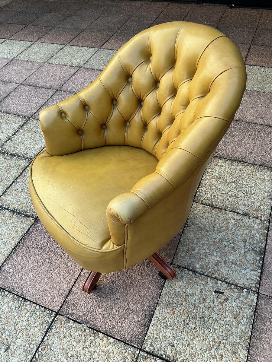 Un fauteuil de relaxation ou de bureau.-photo-2