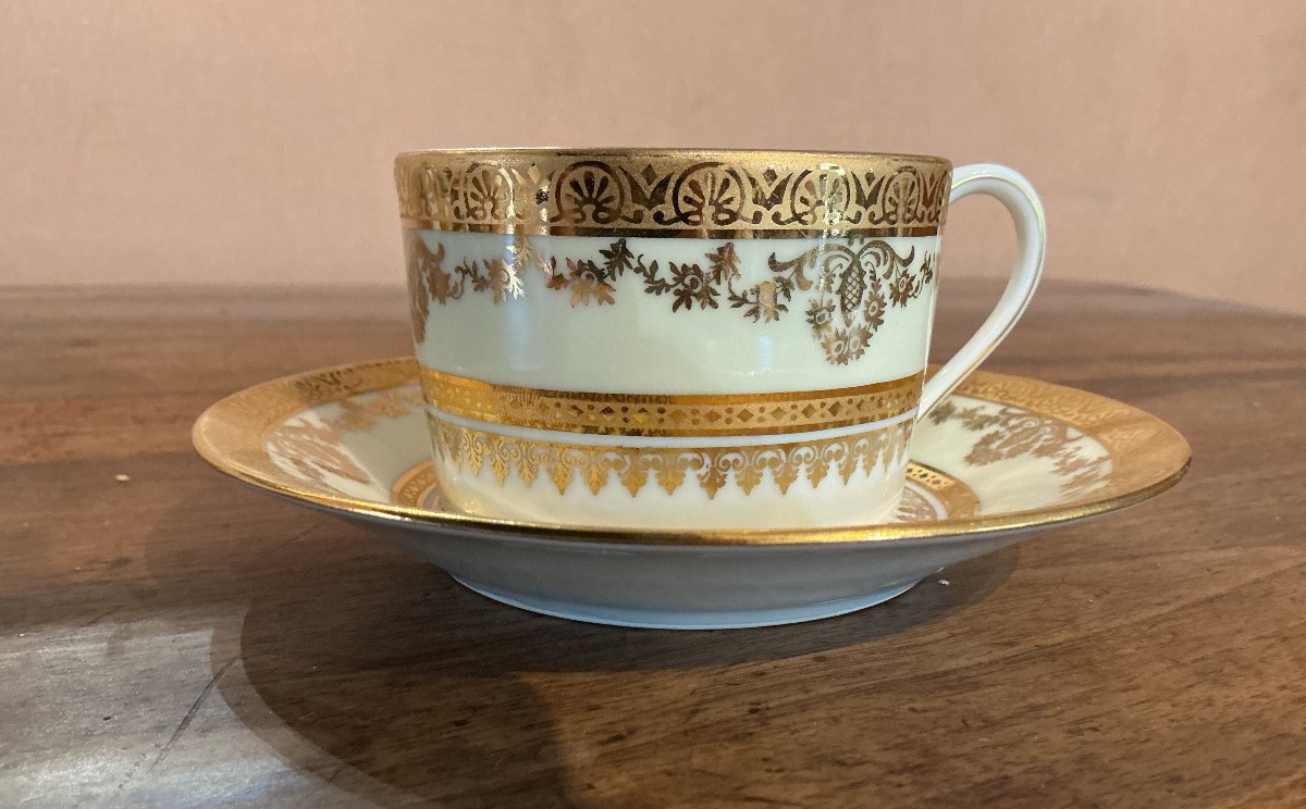 A Limoges Porcelain Tea Set-photo-2