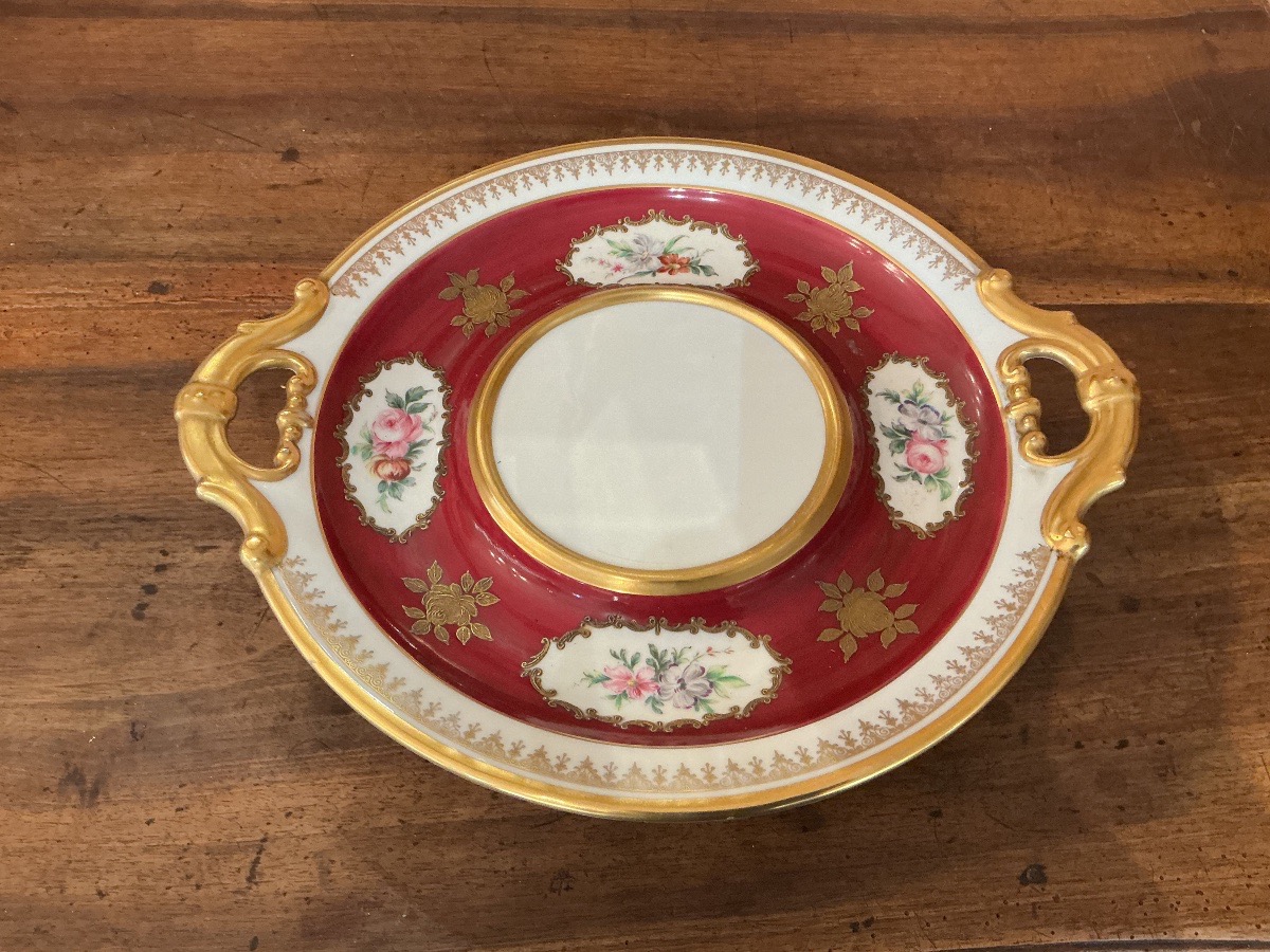A Limoges Porcelain Soup Tureen And Its Stand.-photo-1