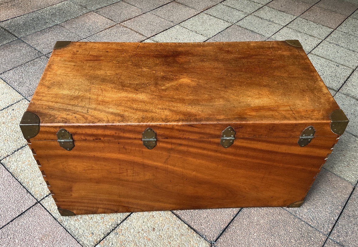 A Large Marine Chest-photo-4
